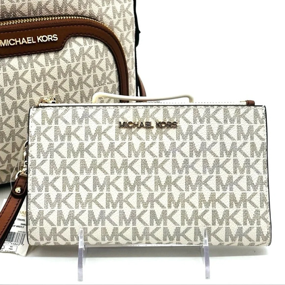 Michael Kors Medium Jaycee Zip Packet Backpack & Double Zip Wallet Wristlet main image 9
